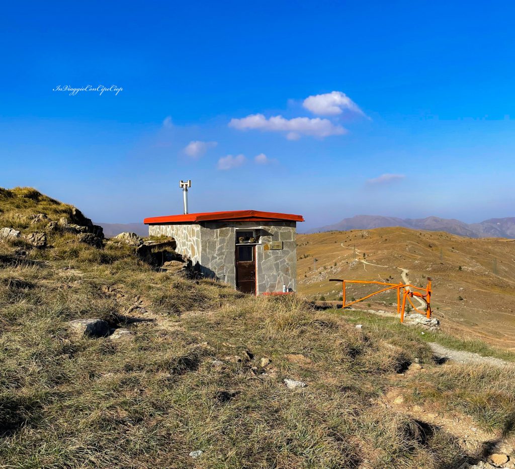 Bivacco di Monte Penello e panorama