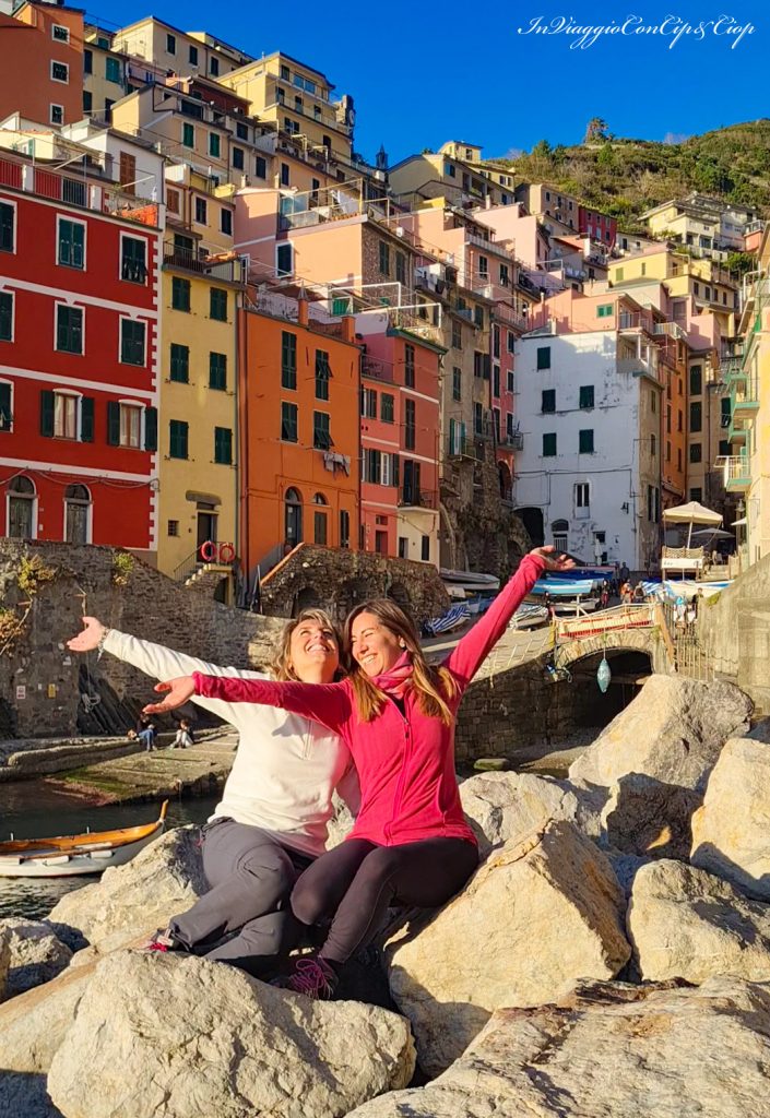 riomaggiore giorno amiche