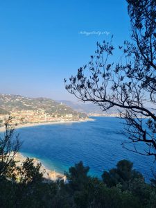 vista sul Lungomare di Spotorno