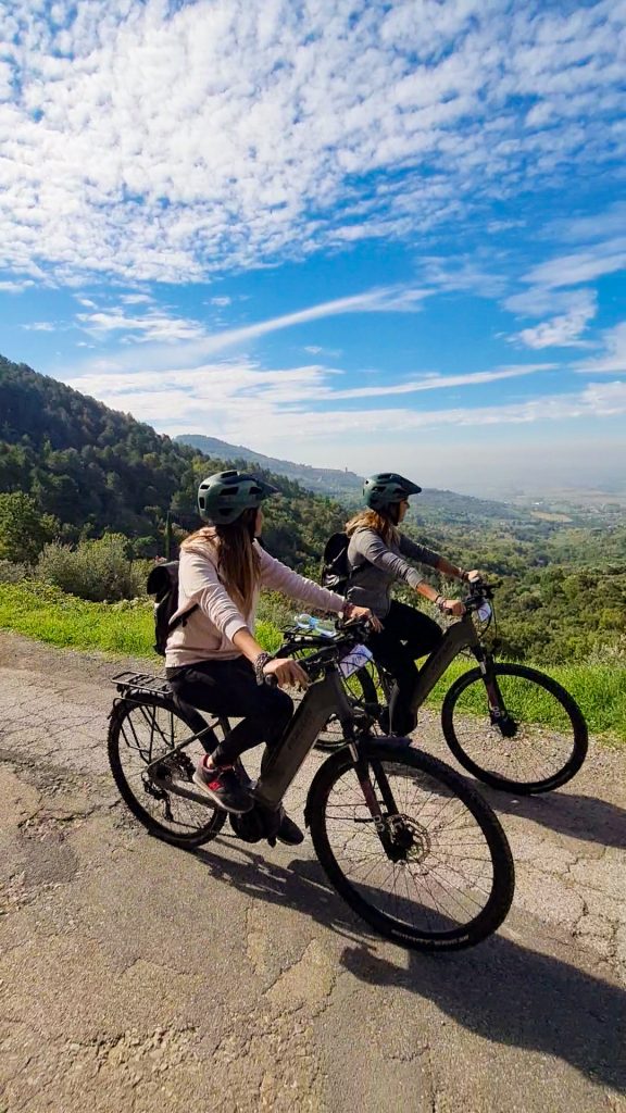 e-bike epic bike in viaggio con cip e ciop