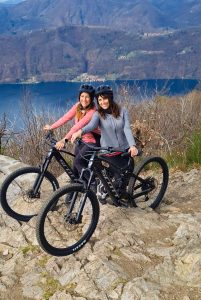 e-bike lago d'orta in viaggio con cip e ciop