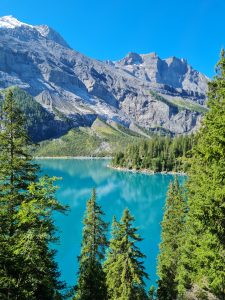 Lago di Oeschinen svizzera