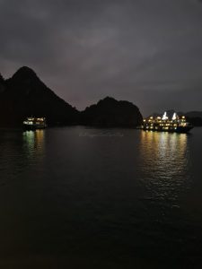 ha long bay crociera vietnam