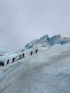 patagonia trekking perito moreno